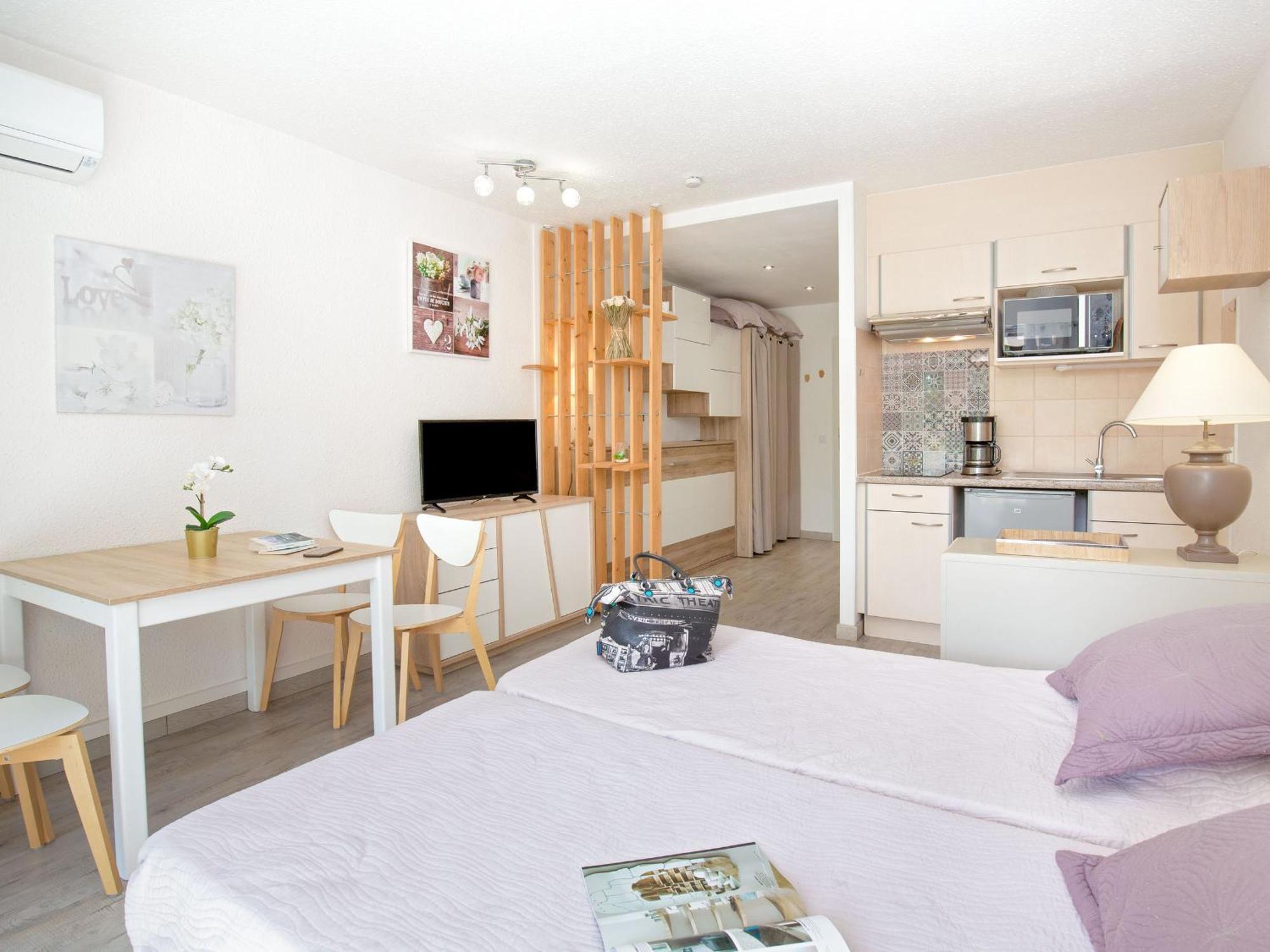 Studio Climatise Pour 3, Face Est, A 50M Plage Et Proche Commerces - Fr-1-466A-23 Saint-Raphaël Kültér fotó